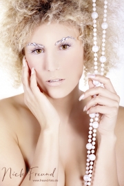 VIP Model Fashion Fotoshooting inklusive Profi Make Up und Styling