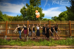 Mädelsgruppe am Zaun bei JGA Fotoshooting in Fürth Nürnberg Erlangen