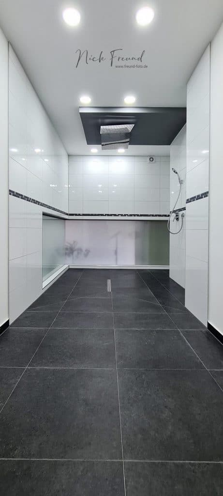 VIP-Fotoshooting Regendusche für sexy Fotoaufnahmen