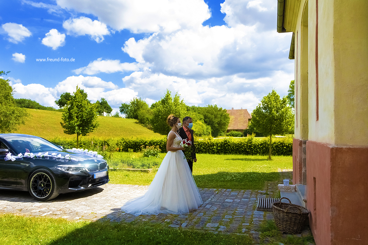 Hochzeitsfotograf in Nürnberg Fürth Hochzeit Corona 2020 mit Einhaltung der Regeln